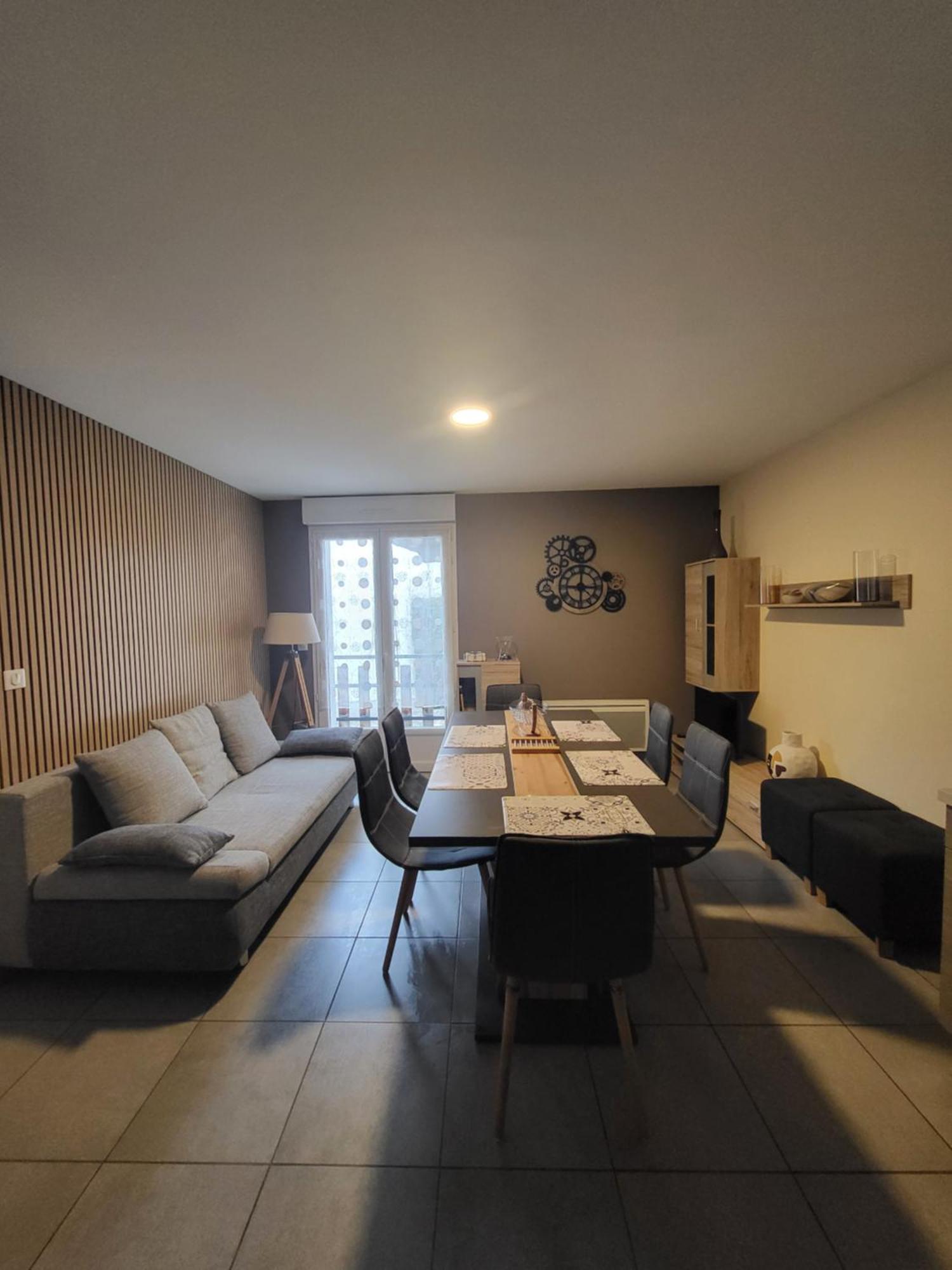 Le Touristic Appartements Люс-Сен-Совёр Экстерьер фото