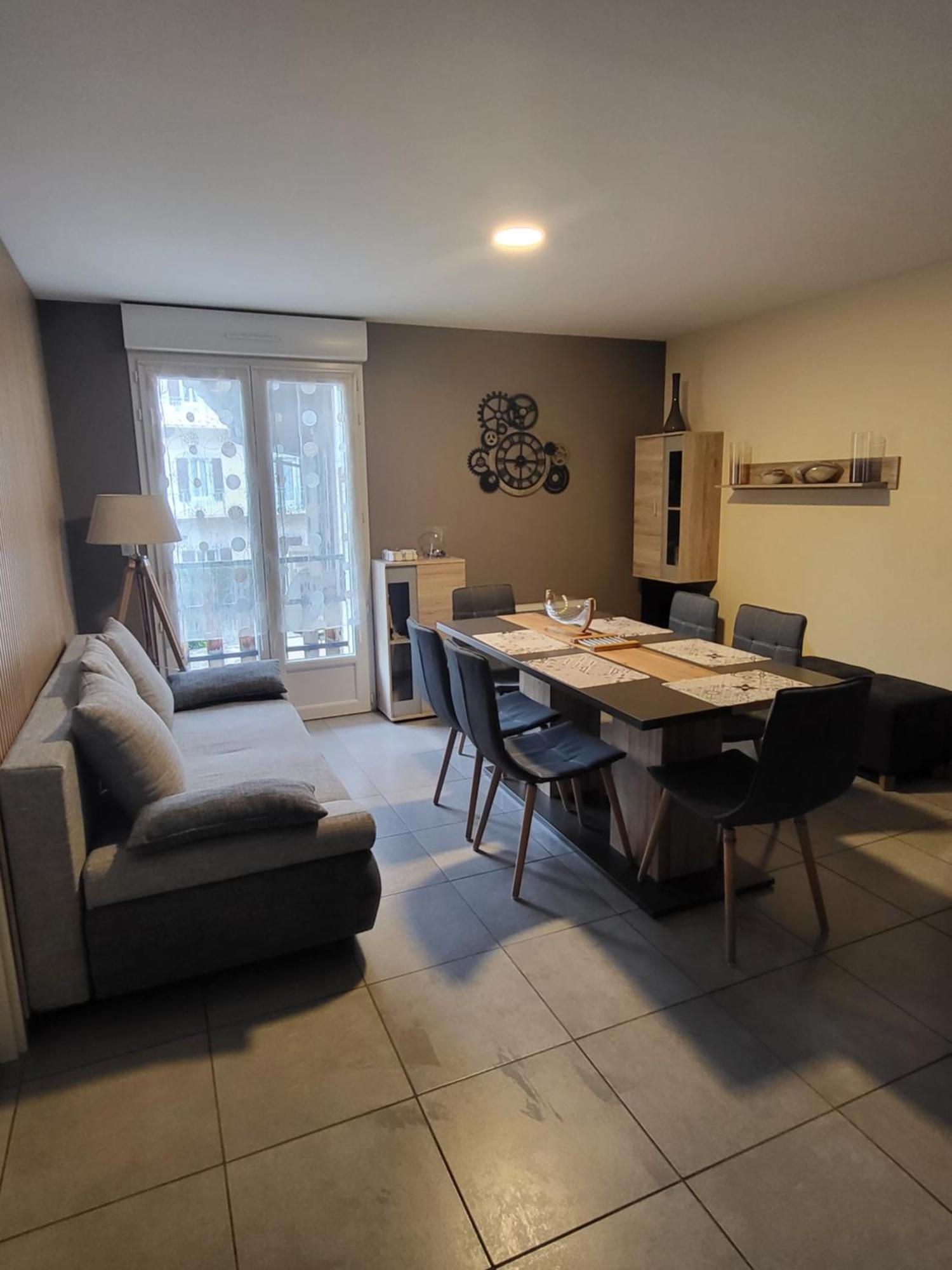 Le Touristic Appartements Люс-Сен-Совёр Экстерьер фото