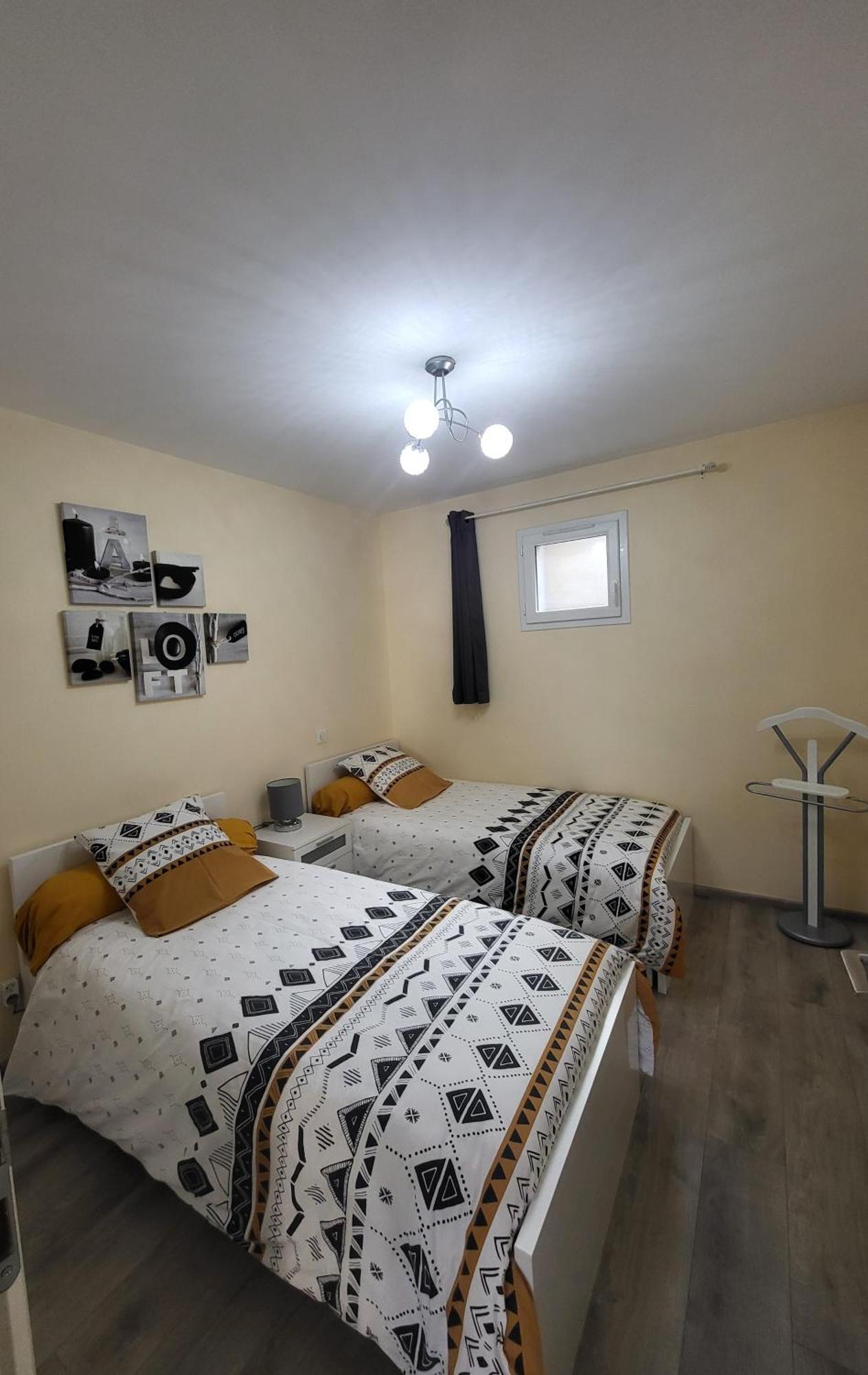 Le Touristic Appartements Люс-Сен-Совёр Экстерьер фото