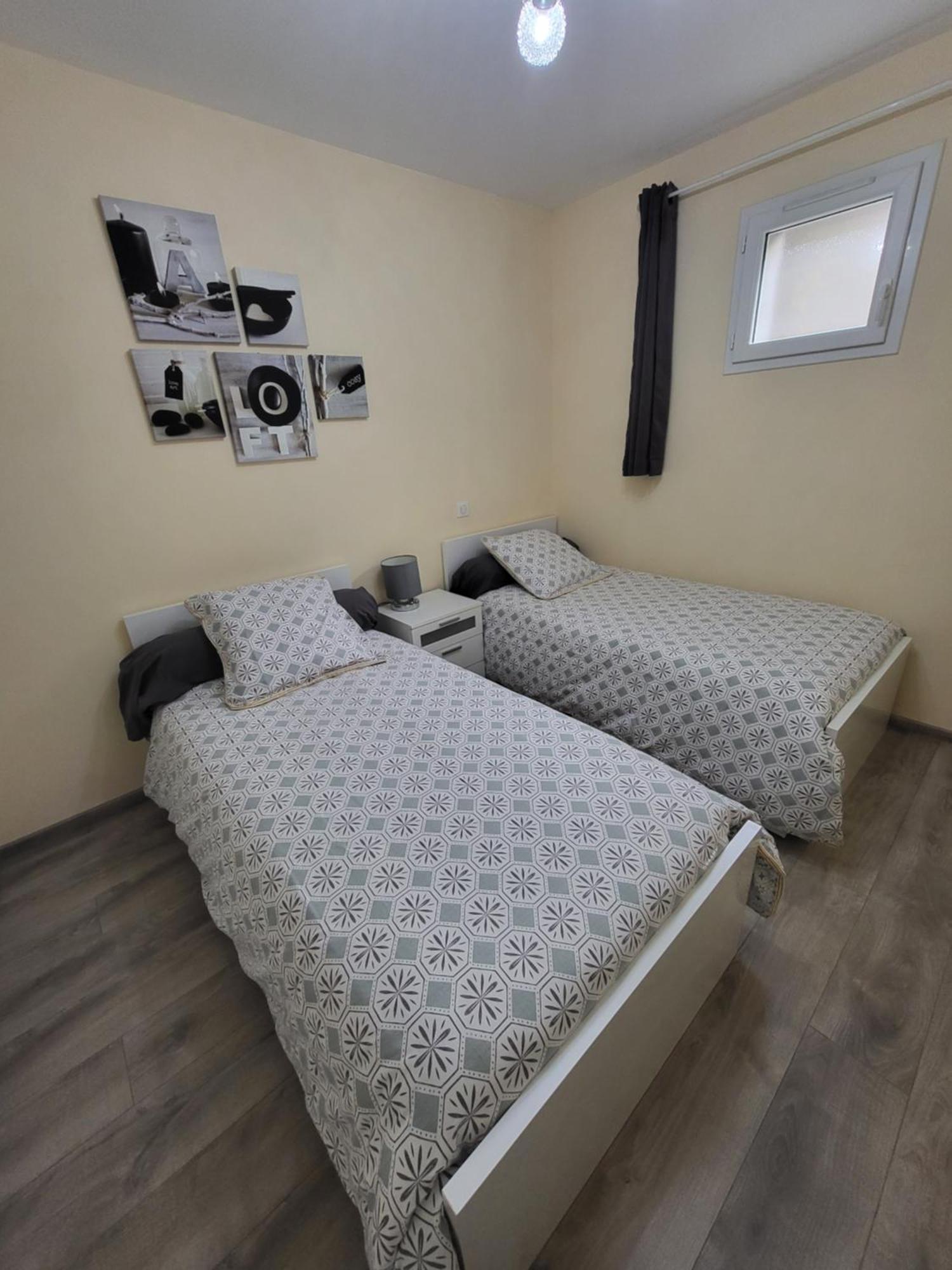Le Touristic Appartements Люс-Сен-Совёр Экстерьер фото